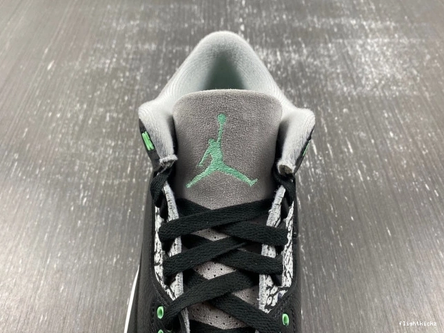 Green Jordan 3 Air Glow CT8532-031 0813
